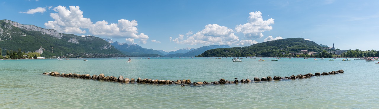 Lake annecy panorama